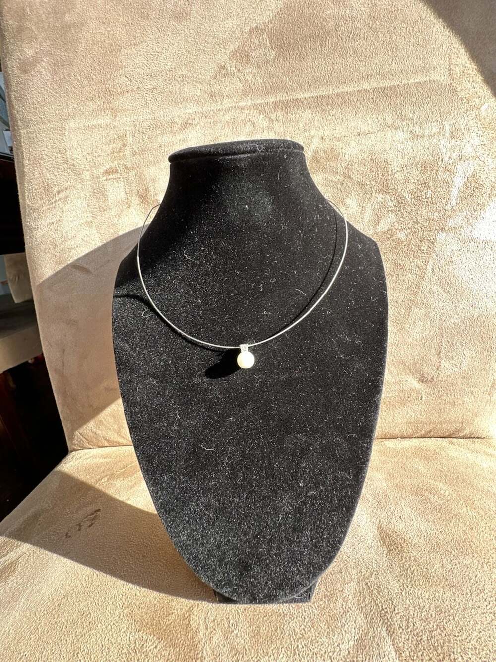Bellora Silver Tone Single Pearl Pendant Wire Choker Necklace